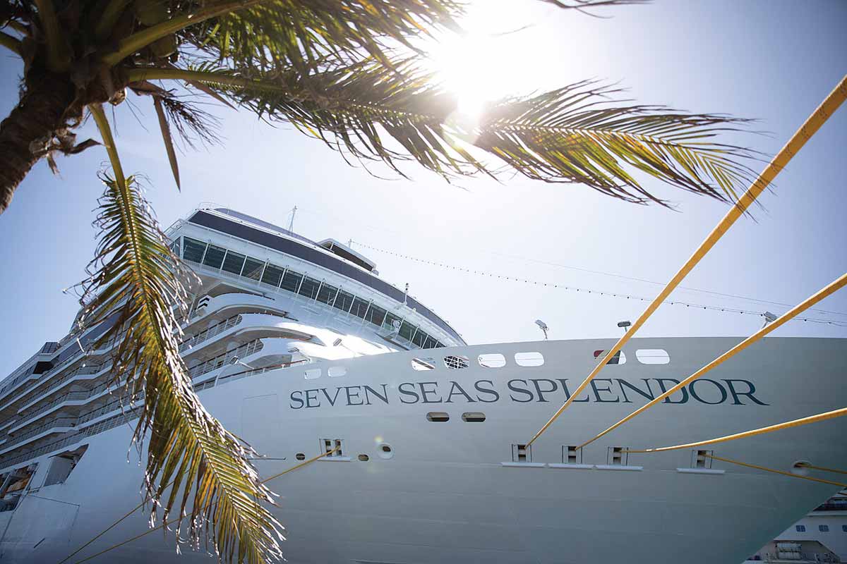 Seven Seas Splendor - Regent Seven Seas Cruises - Detailbild 1
